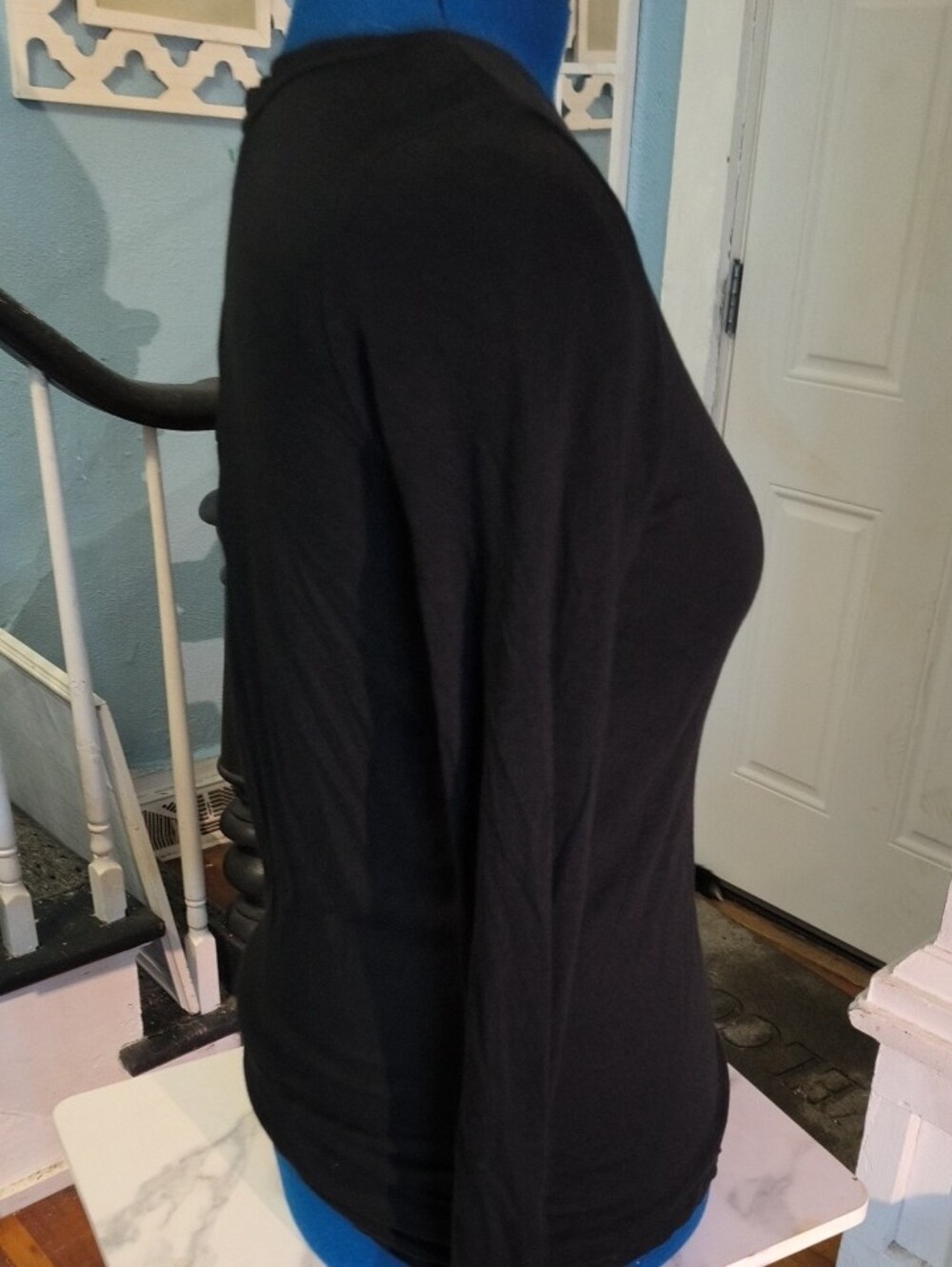 Athleta Black Long-Sleeve Women’s Crewneck Top - Picture 6 of 10